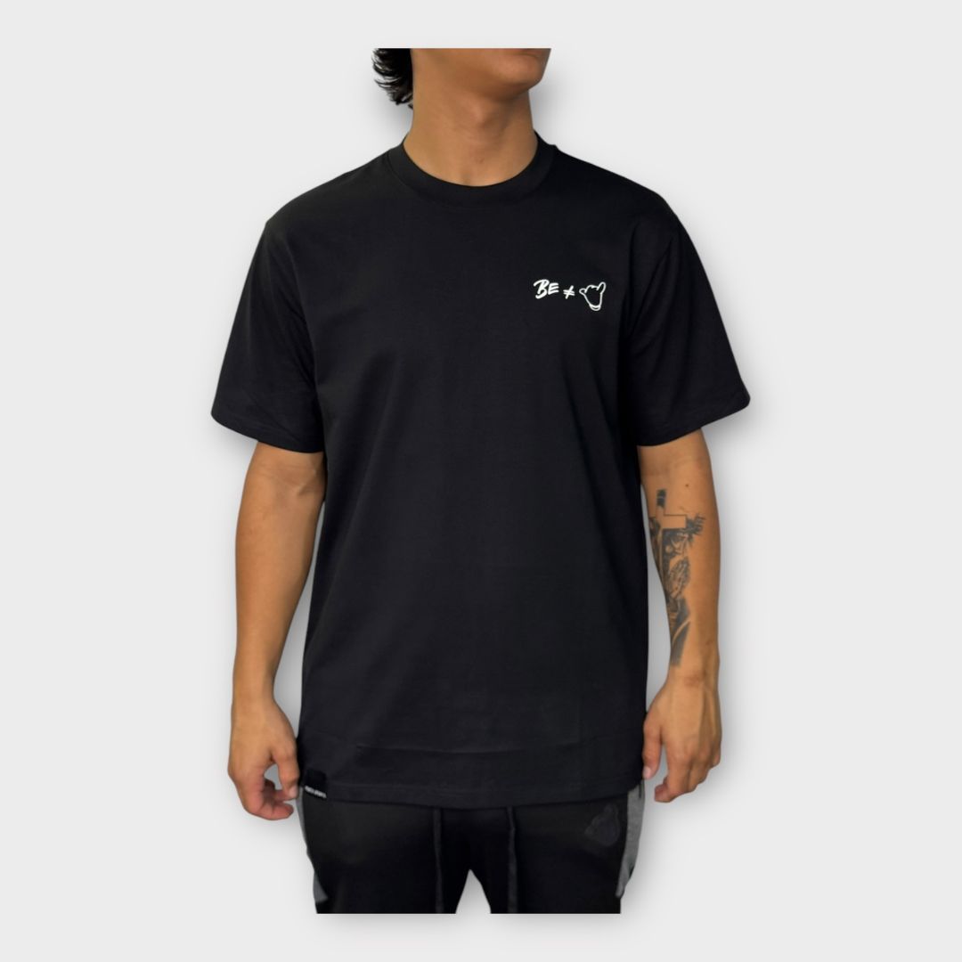 Camiseta Be Different Punto Aparte