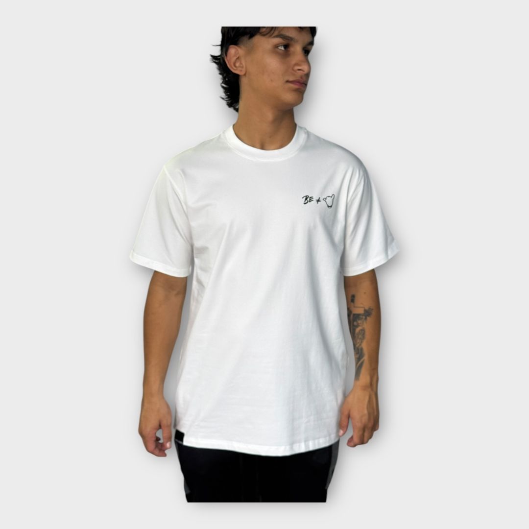 Camiseta Be Different Punto Aparte