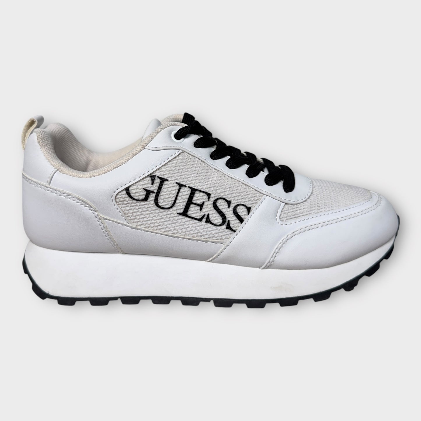 Zapatos Guess