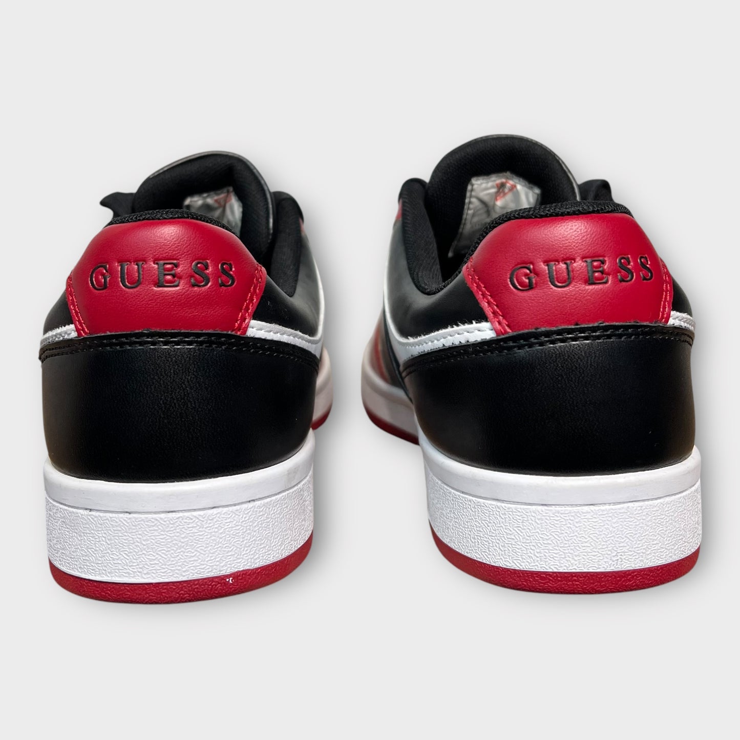 Zapatos Guess
