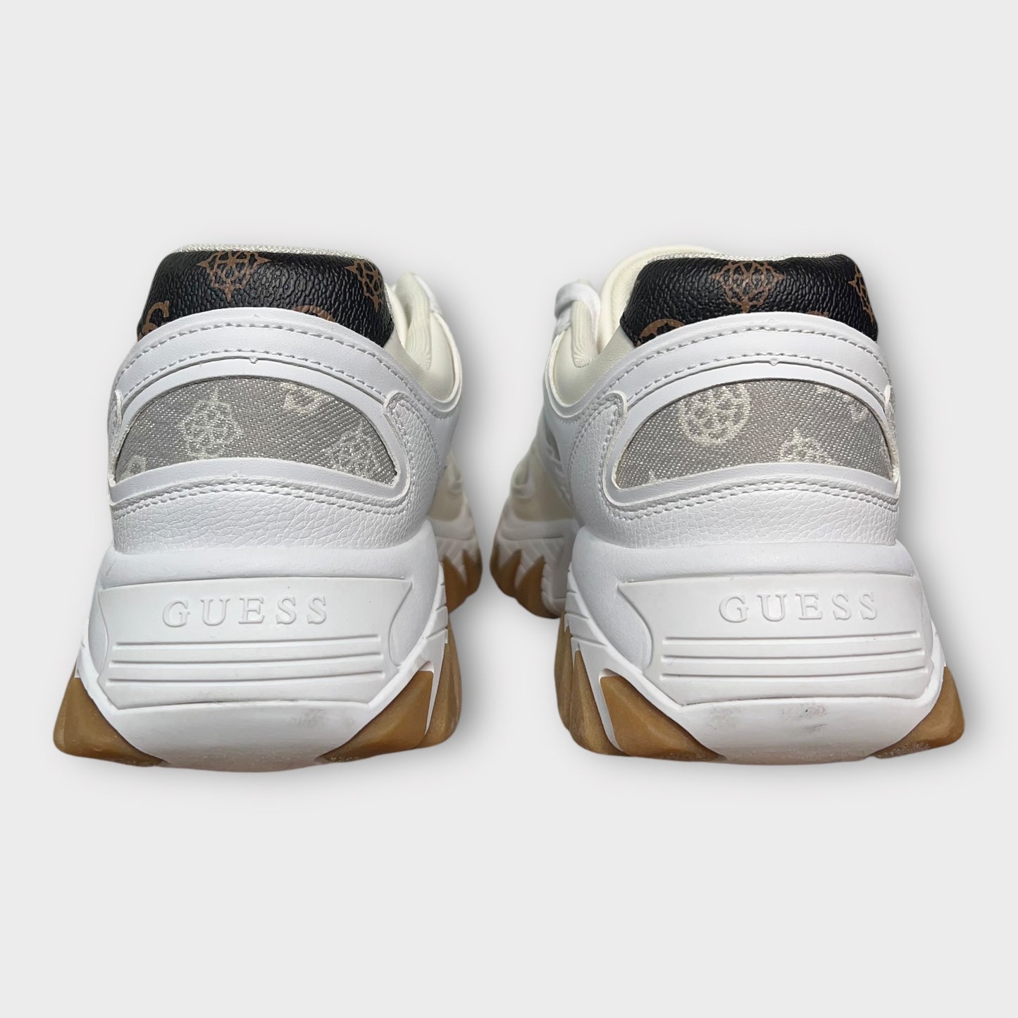 Zapatos Guess