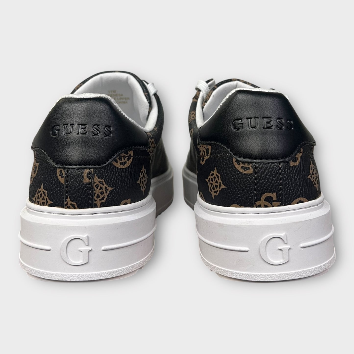Zapatos Guess