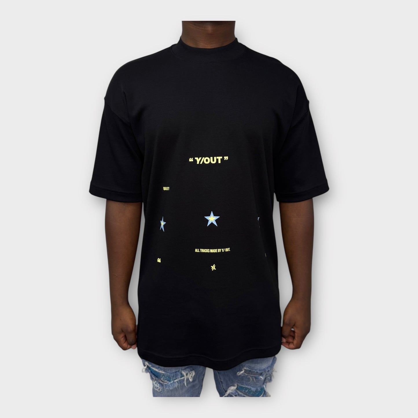 Camiseta Y/OUT