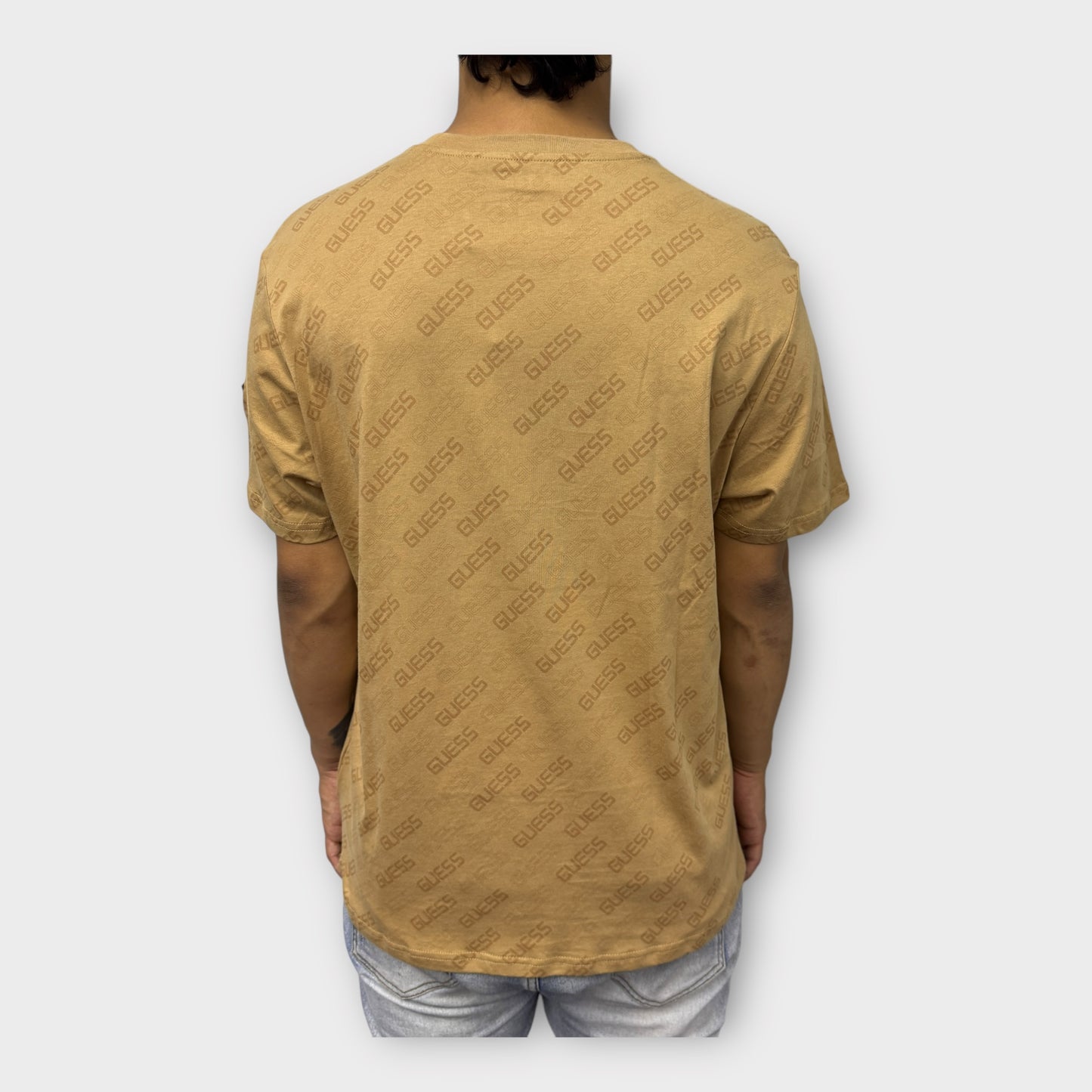 Camiseta Guess
