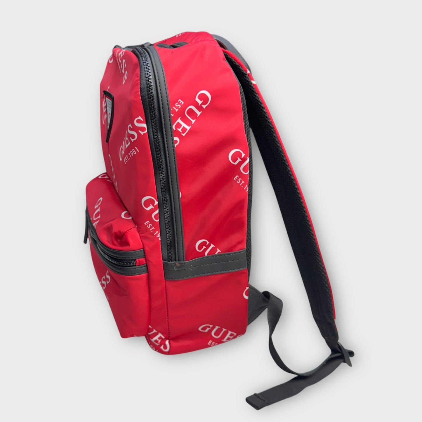 Morral Guess