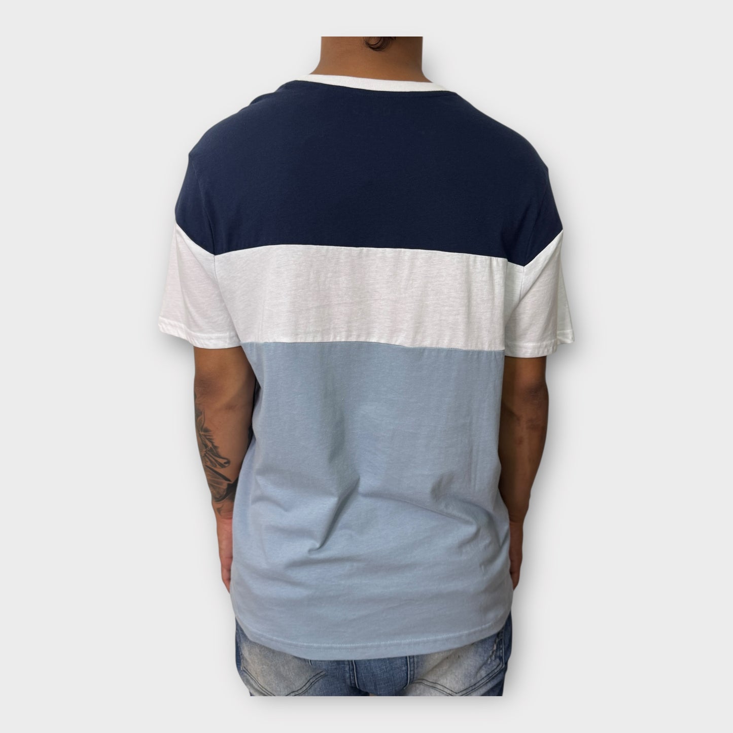 Camiseta Guess
