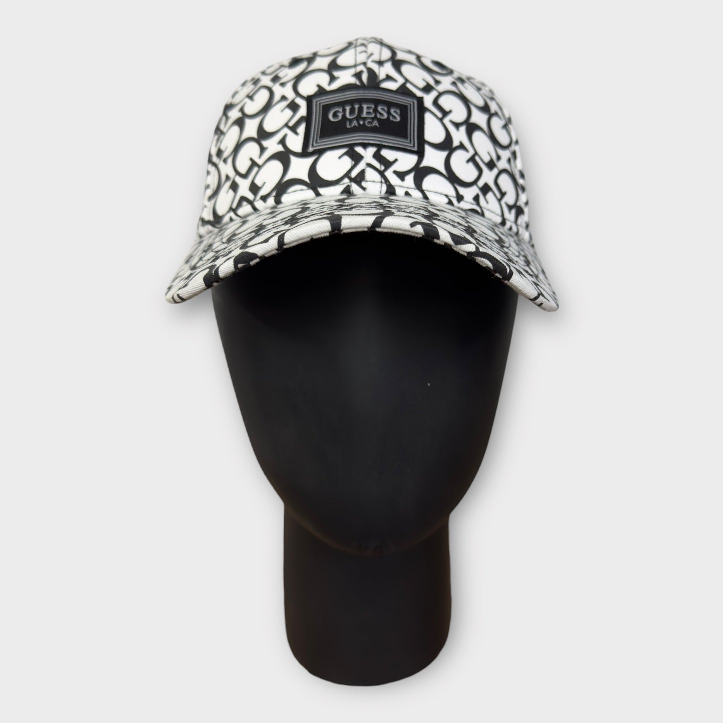 Gorra Guess