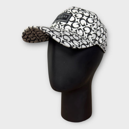 Gorra Guess