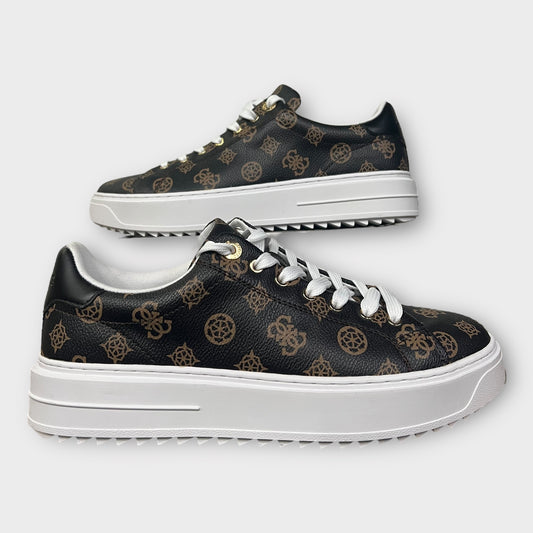 Zapatos Guess