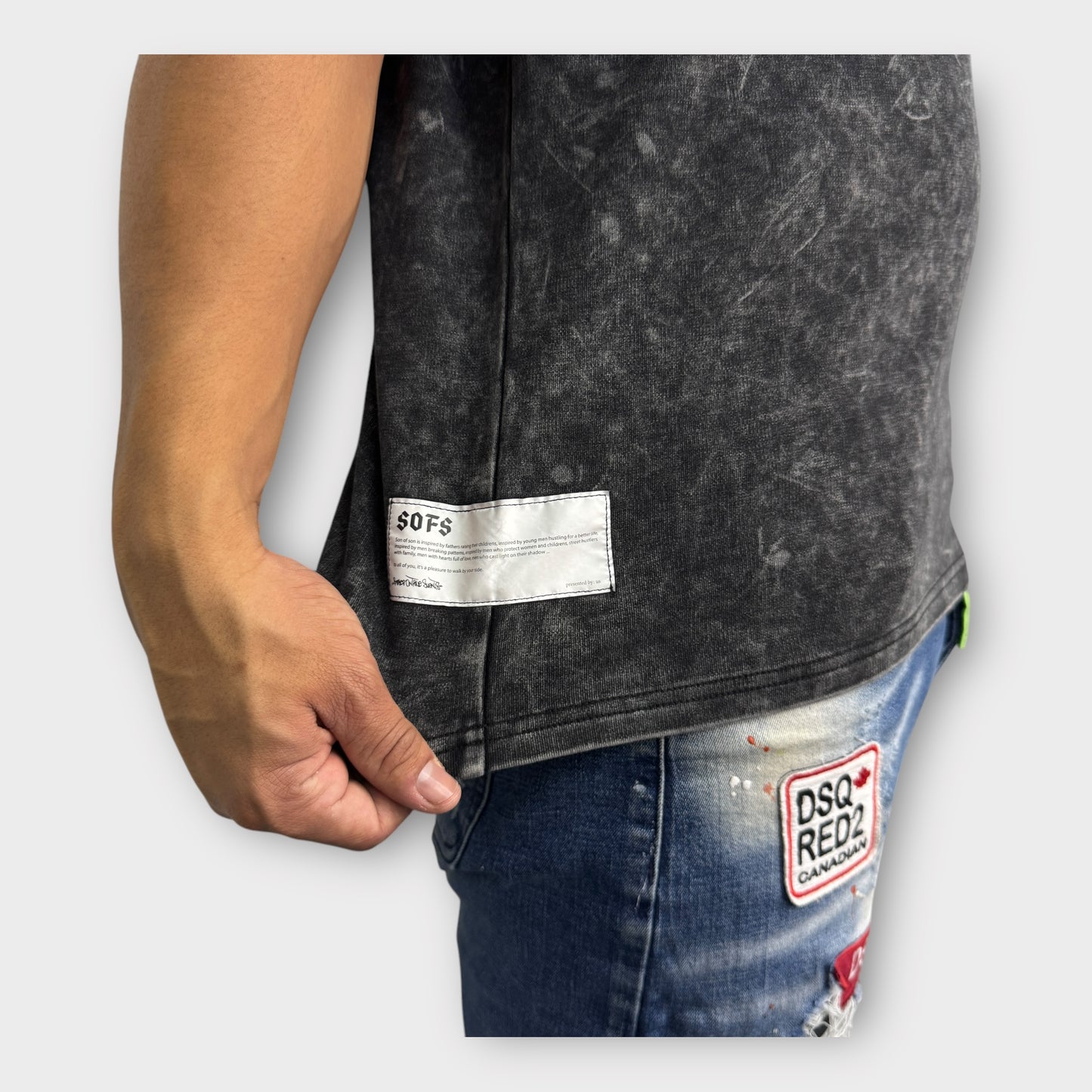 Camiseta Y/OUT