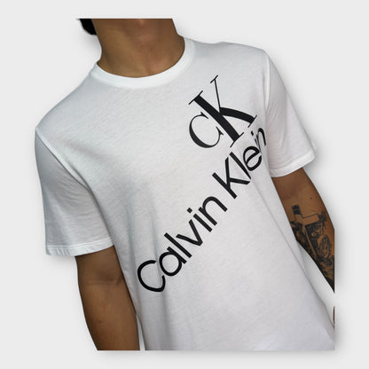 Camiseta Calvin Klein