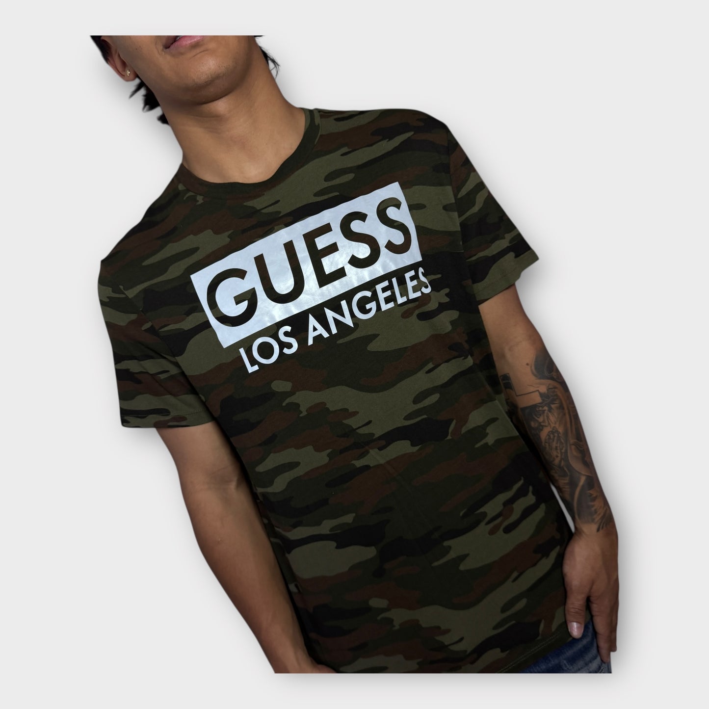 Camiseta Guess