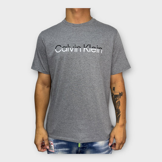 Camiseta Calvin Klein