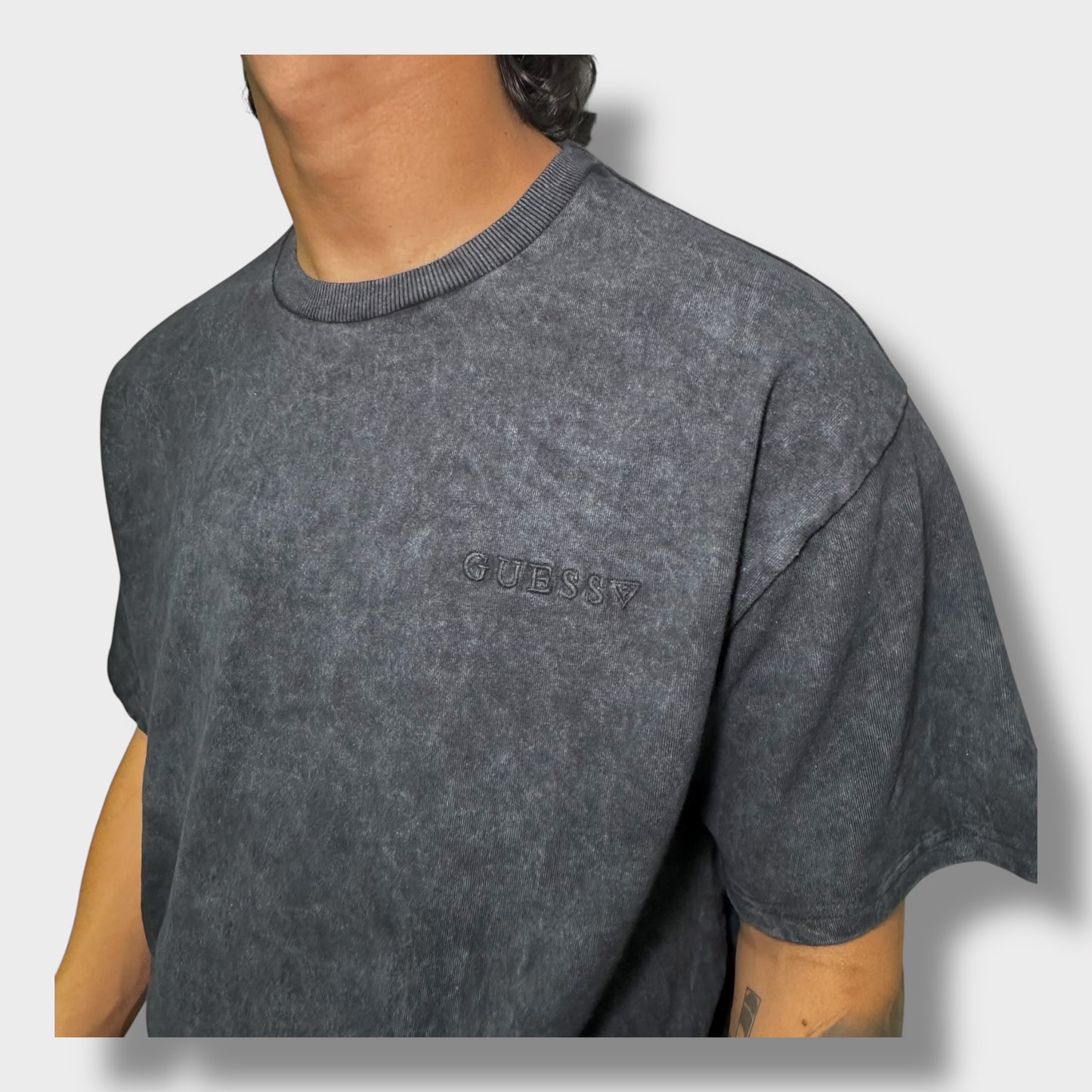 Camiseta Guess