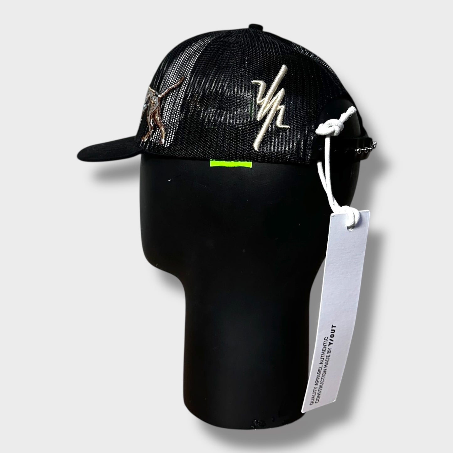 Gorra Y/OUT