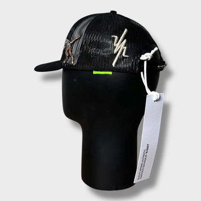 Gorra Y/OUT