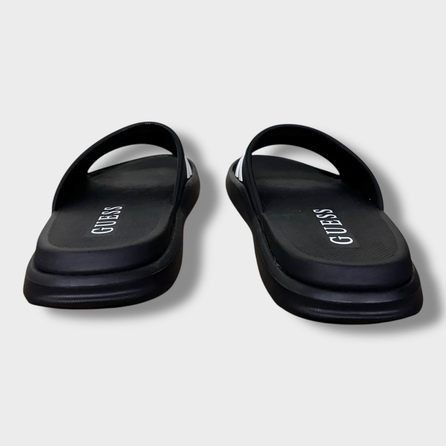 Sandalias Guess