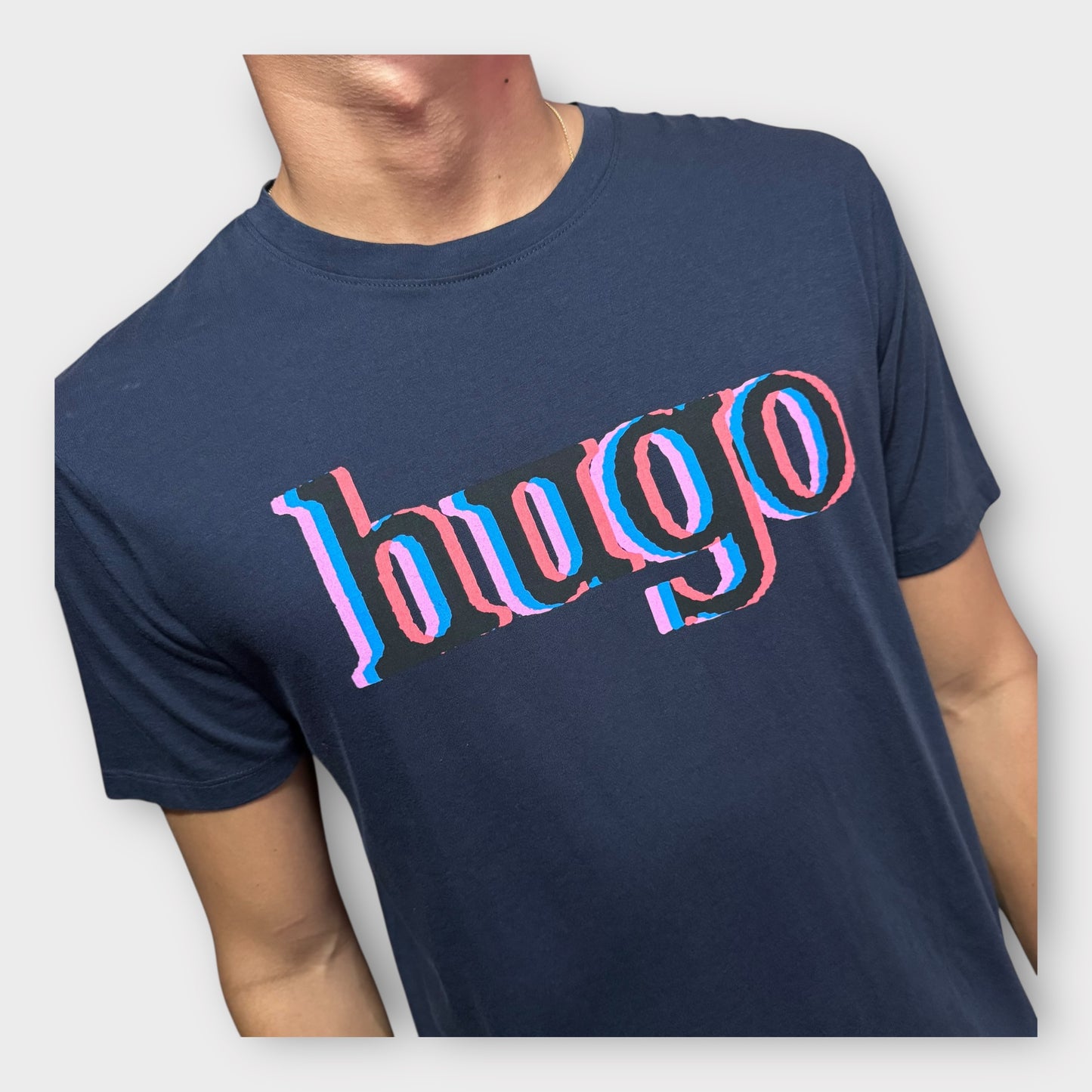 Camiseta Hugo