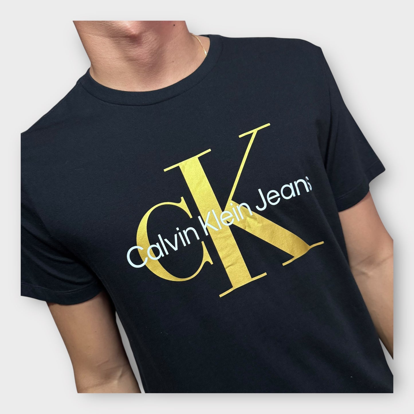 Camiseta Calvin Klein